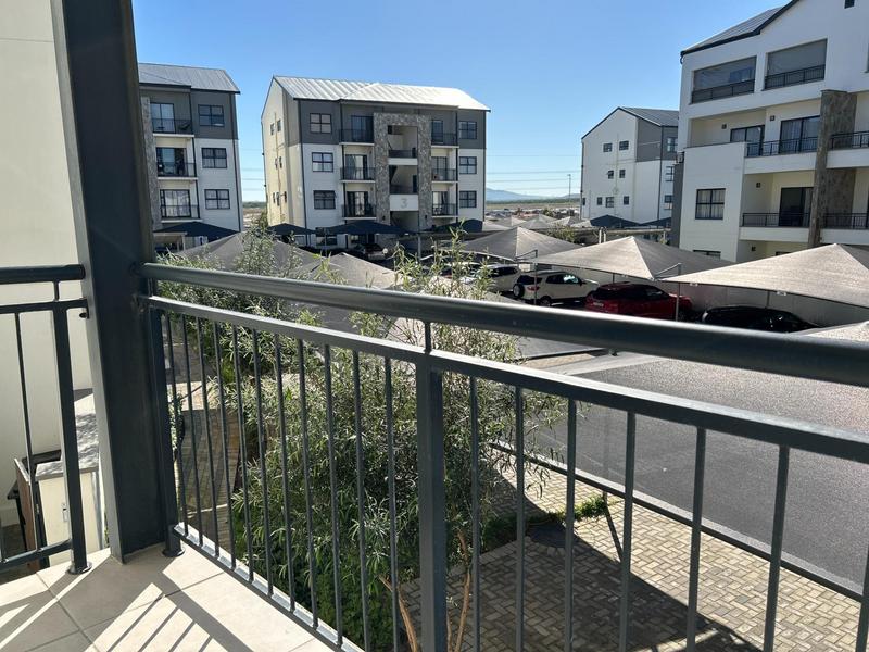 To Let 1 Bedroom Property for Rent in Sandown Western Cape